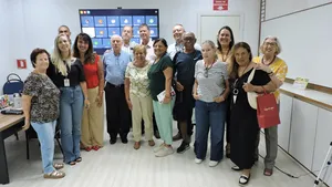 Equipe da Real grandeza e participantes do evento