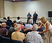 Henrique Trigueiro e Victor Costa durante palestra em Itumbiara