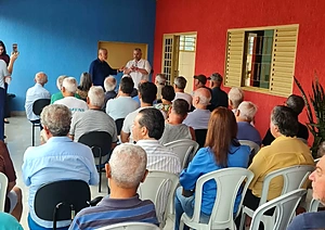 Henrique Trigueiro e Victor Costa durante palestra em Fronteira