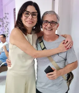 A gerente de Relacionamento da FRG, Flávia Carvalho Pinto, e Benecídio Rodrigues, aposentado e diretor do SindeFurnas